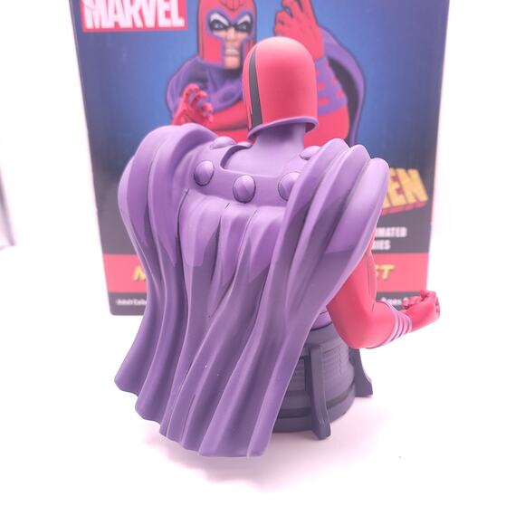 Marvel X Men The Animated Series Magneto Resin Bust Diamond Select Toys - Picture 8 of 10